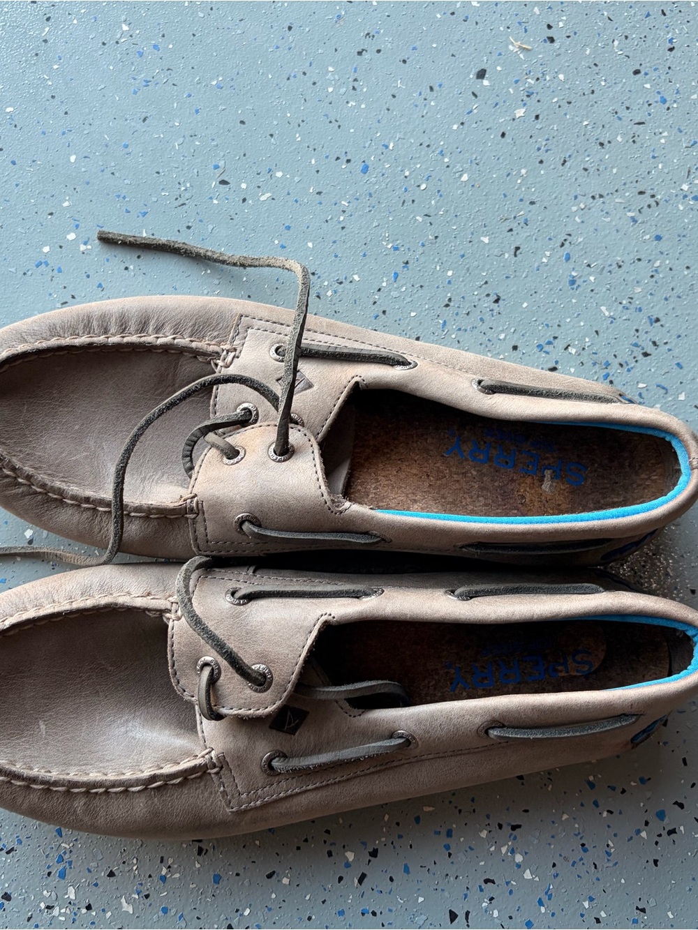 Sperry Men’s Taupe Leather Boat Shoes with Blue Trim